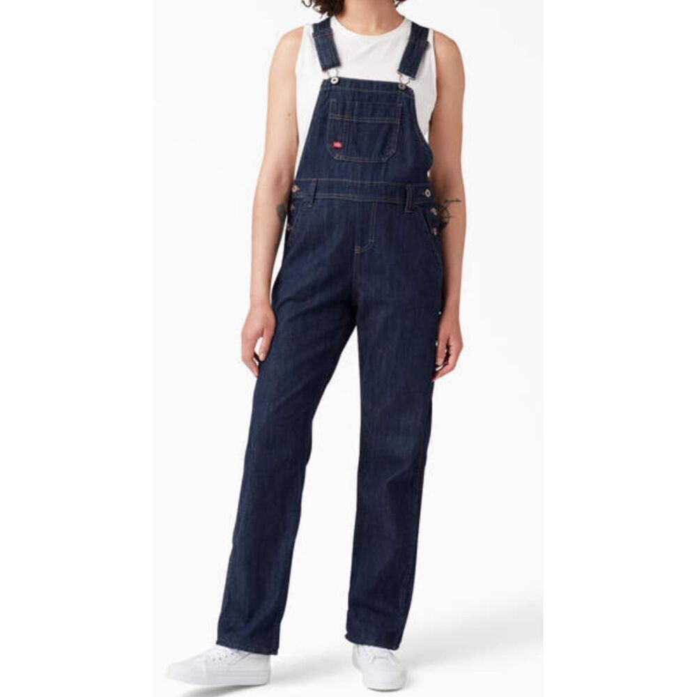 Women's Relaxed Fit Bib Overalls size L
*reposhed-no tags. See details below.